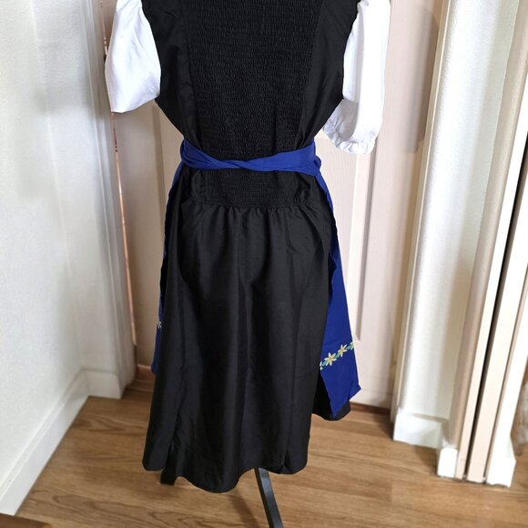 Bavarian Costume Dress with Apron - Embroidered - Short Sleeves - Size Large - Picture 5 of 5